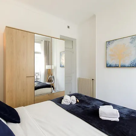 Petit Bonheur Yourhosthelper Apartment Cannes