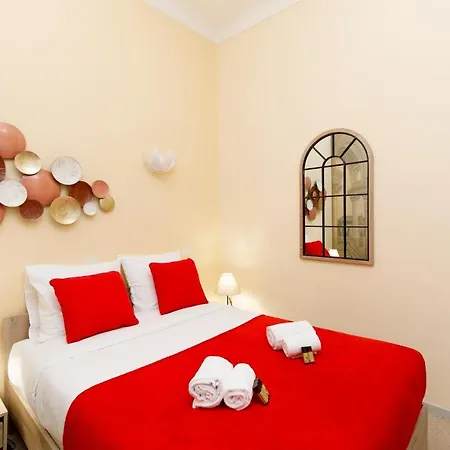 Petit Bonheur Yourhosthelper Apartment *